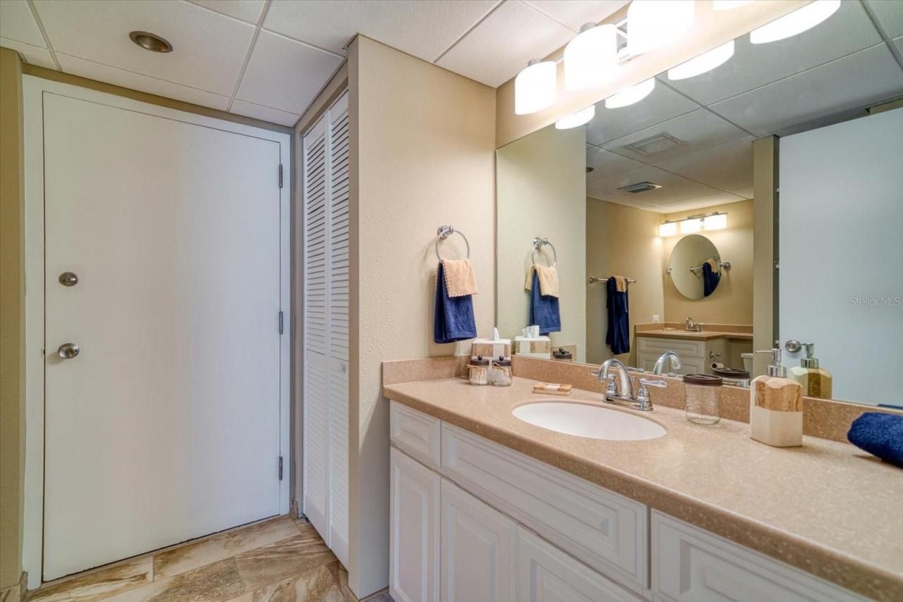 450 S Gulfview Boulevard, Unit 1204, Clearwater, FL 33767 Photo
