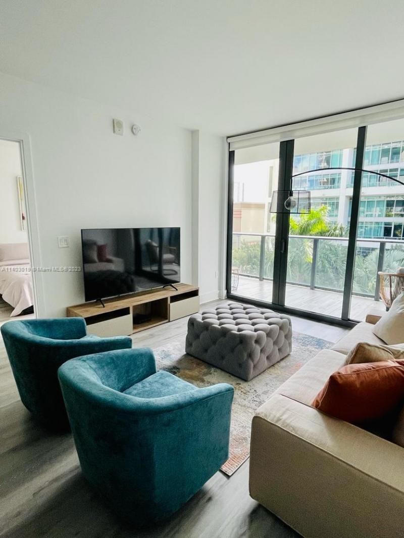 121 NE 34th St, Unit L302, Miami, FL 33137 Photo