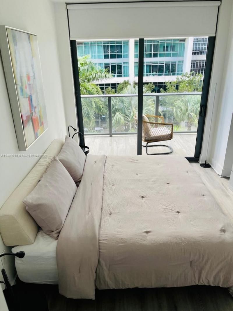 121 NE 34th St, Unit L302, Miami, FL 33137 Photo