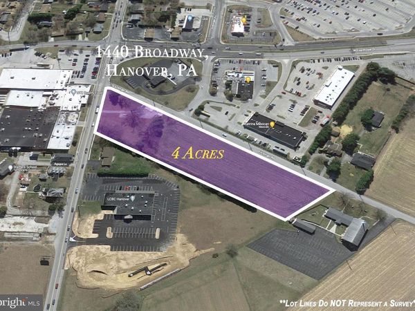 1440 BROADWAY, HANOVER, PA 17331