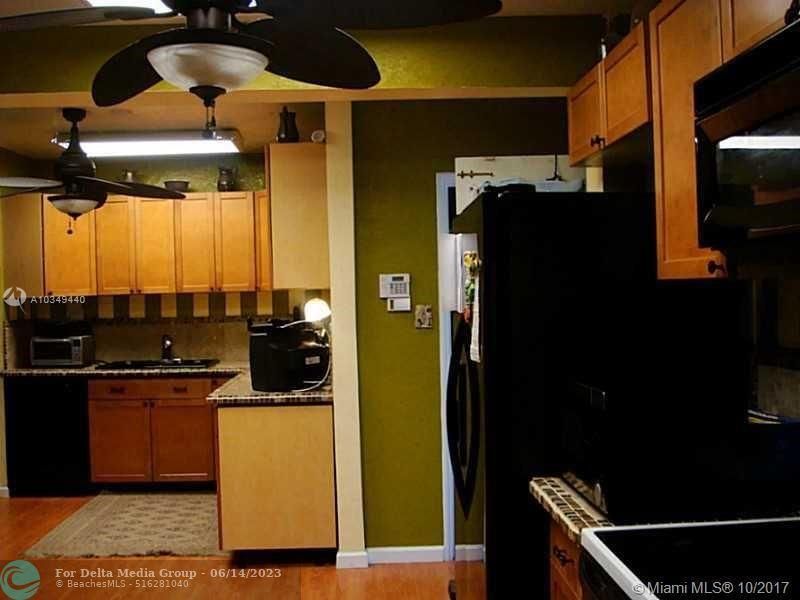 9324 Abbott Ave, Surfside, FL 33154 Photo