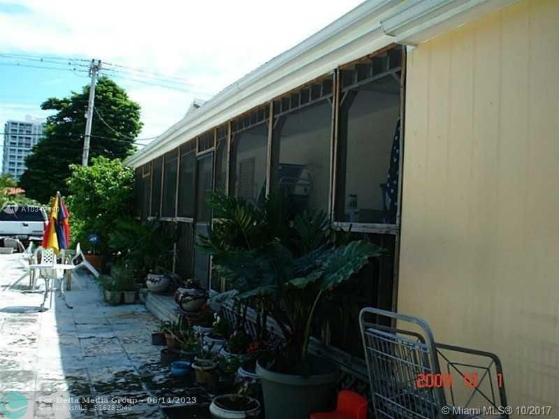 9324 Abbott Ave, Surfside, FL 33154 Photo