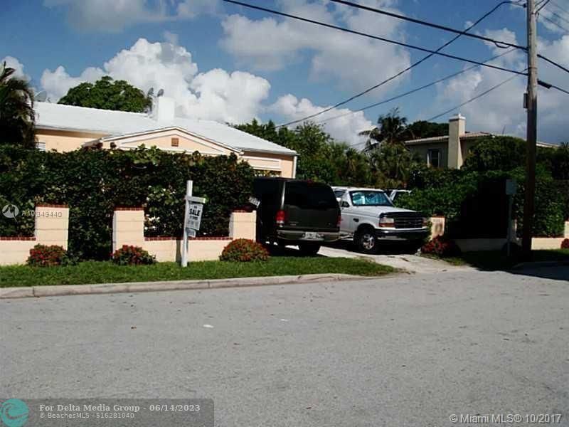 9324 Abbott Ave, Surfside, FL 33154 Photo