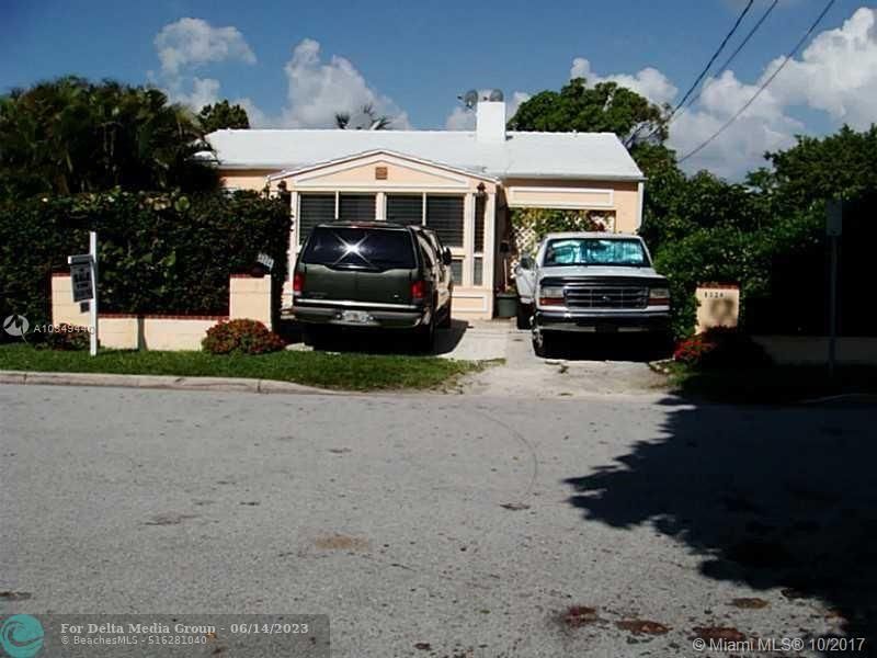 9324 Abbott Ave, Surfside, FL 33154 Photo