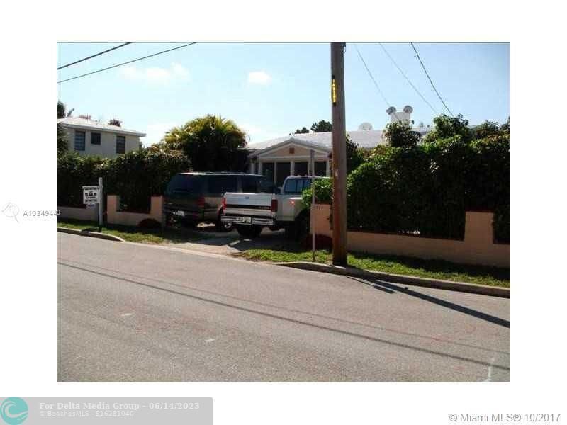 9324 Abbott Ave, Surfside, FL 33154 Photo