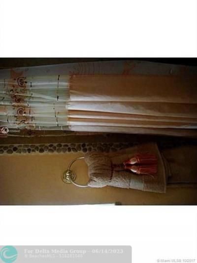 9324 Abbott Ave, Surfside, FL 33154 Photo