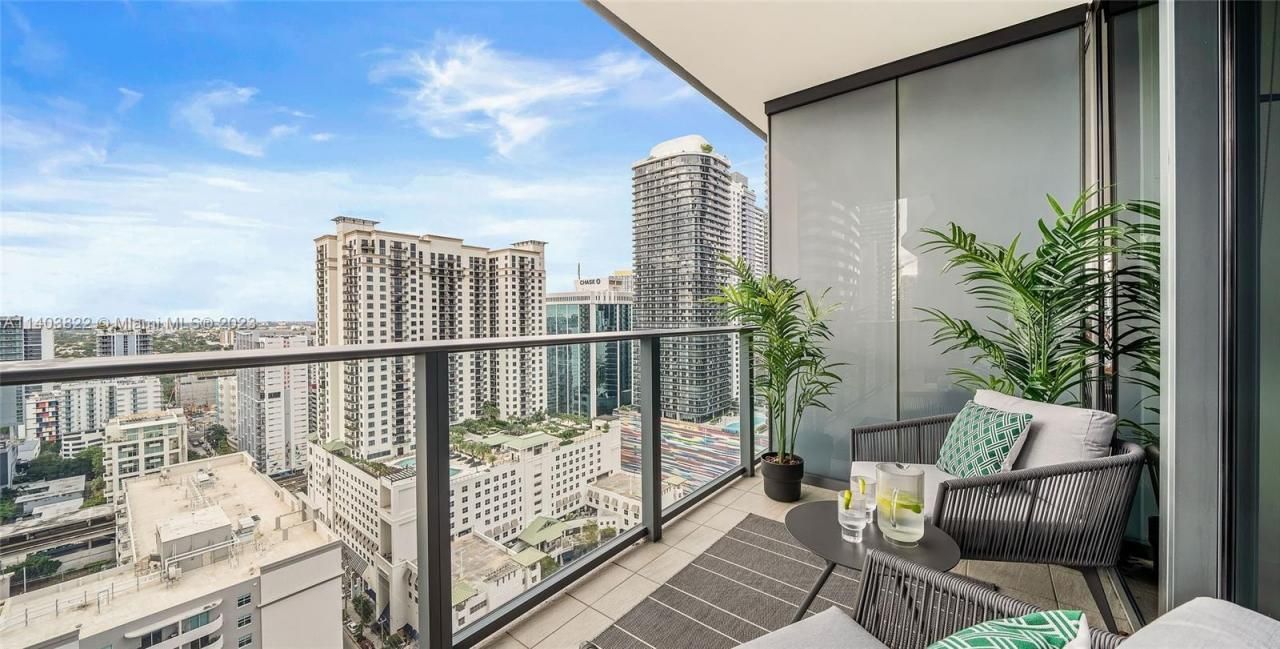 1000 Brickell Plaza, Unit 2711, Miami, FL 33131 Photo