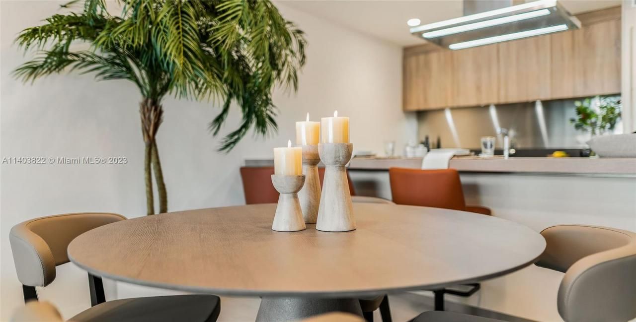 1000 Brickell Plaza, Unit 2711, Miami, FL 33131 Photo