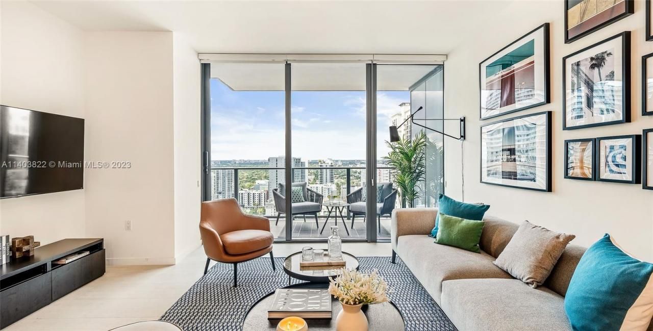 1000 Brickell Plaza, Unit 2711, Miami, FL 33131 Photo