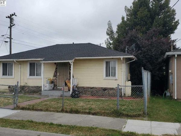 9331 Coral, Oakland, CA 94603