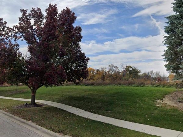 5101 Center Road, Brunswick, OH 44212