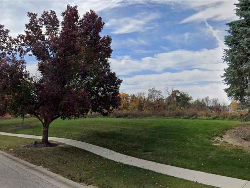 5101 Center Road, Brunswick, OH 44212 Photo 1