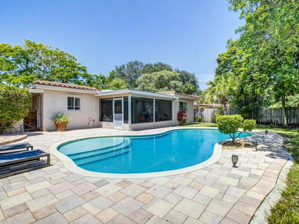 808 SE 13 Court, Deerfield Beach, FL 33441