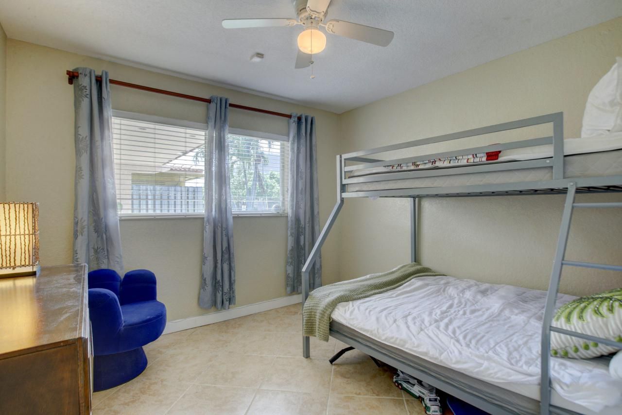 808 SE 13 Court, Deerfield Beach, FL 33441 Photo