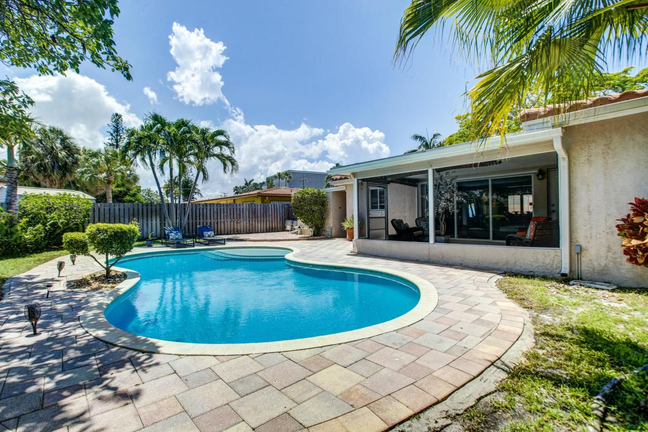 808 SE 13 Court, Deerfield Beach, FL 33441 Photo