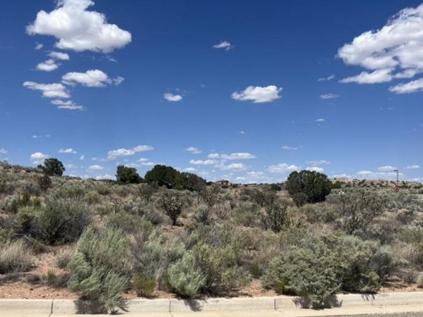 5610 Upland Meadows Road, Rio Rancho, NM 87144