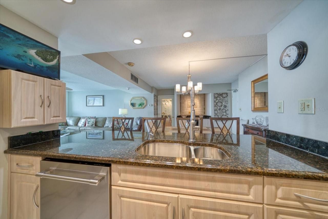 450 S Gulfview Boulevard, Unit 907, Clearwater, FL 33767 Photo