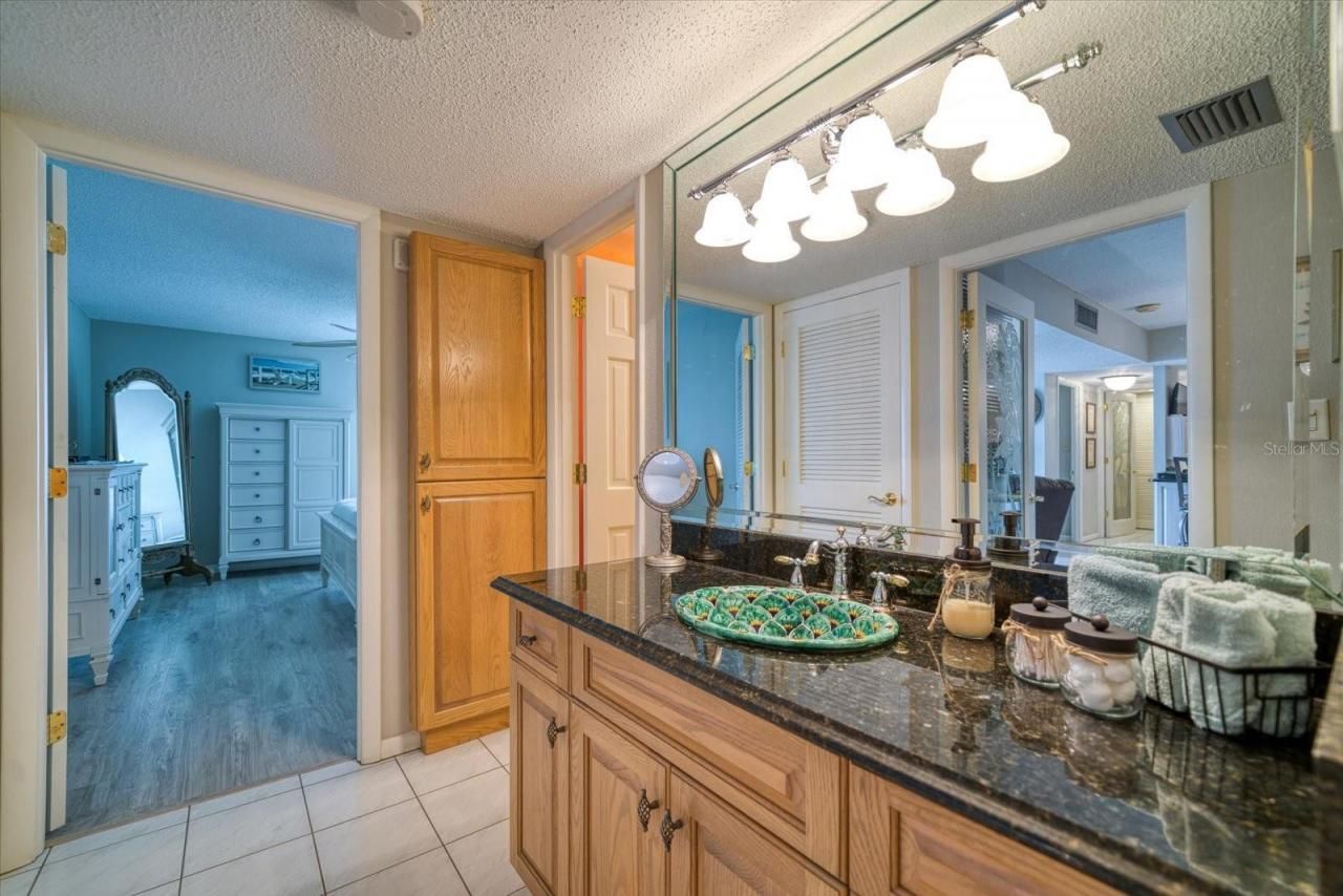 450 S Gulfview Boulevard, Unit 907, Clearwater, FL 33767 Photo