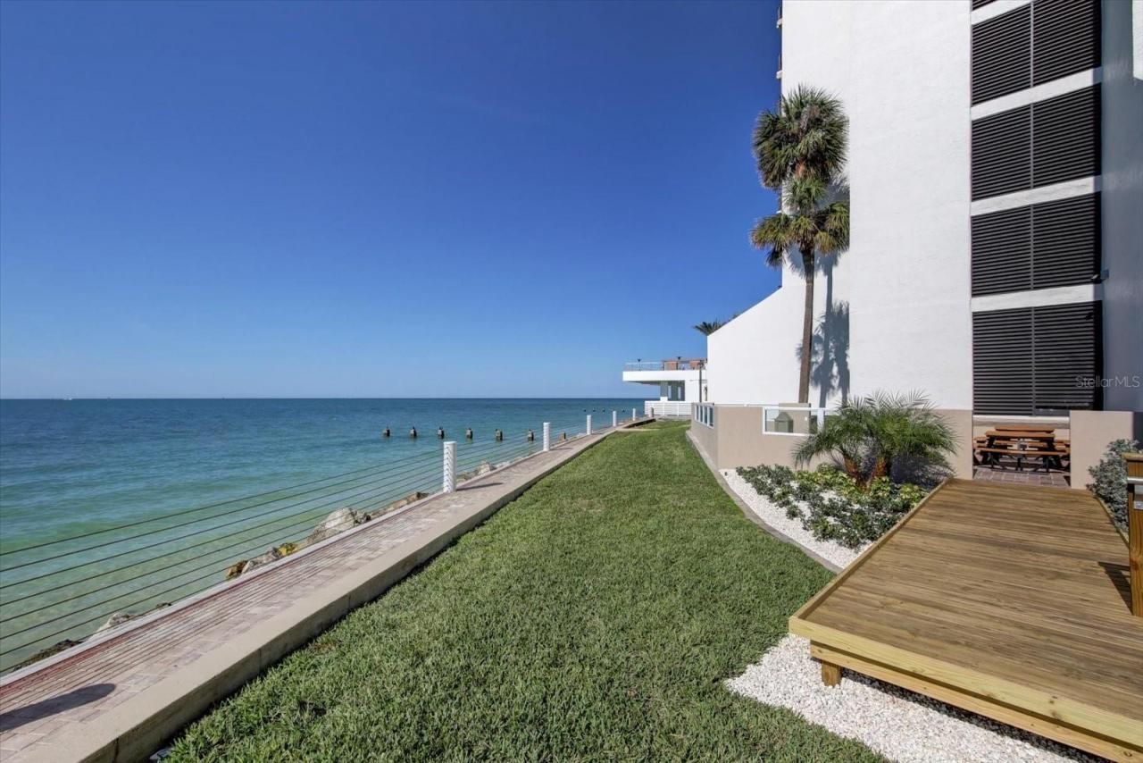 450 S Gulfview Boulevard, Unit 907, Clearwater, FL 33767 Photo