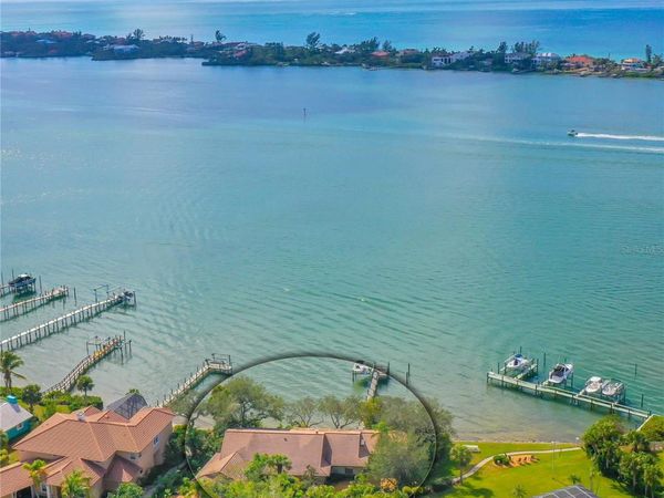 421 WATERSIDE LANE, NOKOMIS, FL 34275
