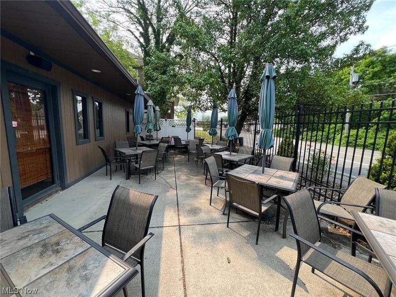 1901 Youngstown Warren, Girard, OH 44420 Photo 11