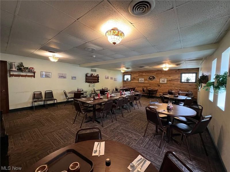 1901 Youngstown Warren, Girard, OH 44420 Photo 6