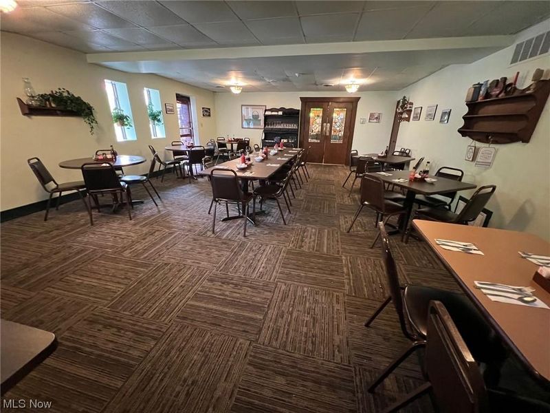 1901 Youngstown Warren, Girard, OH 44420 Photo 7