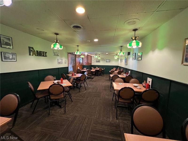 1901 Youngstown Warren, Girard, OH 44420 Photo 8