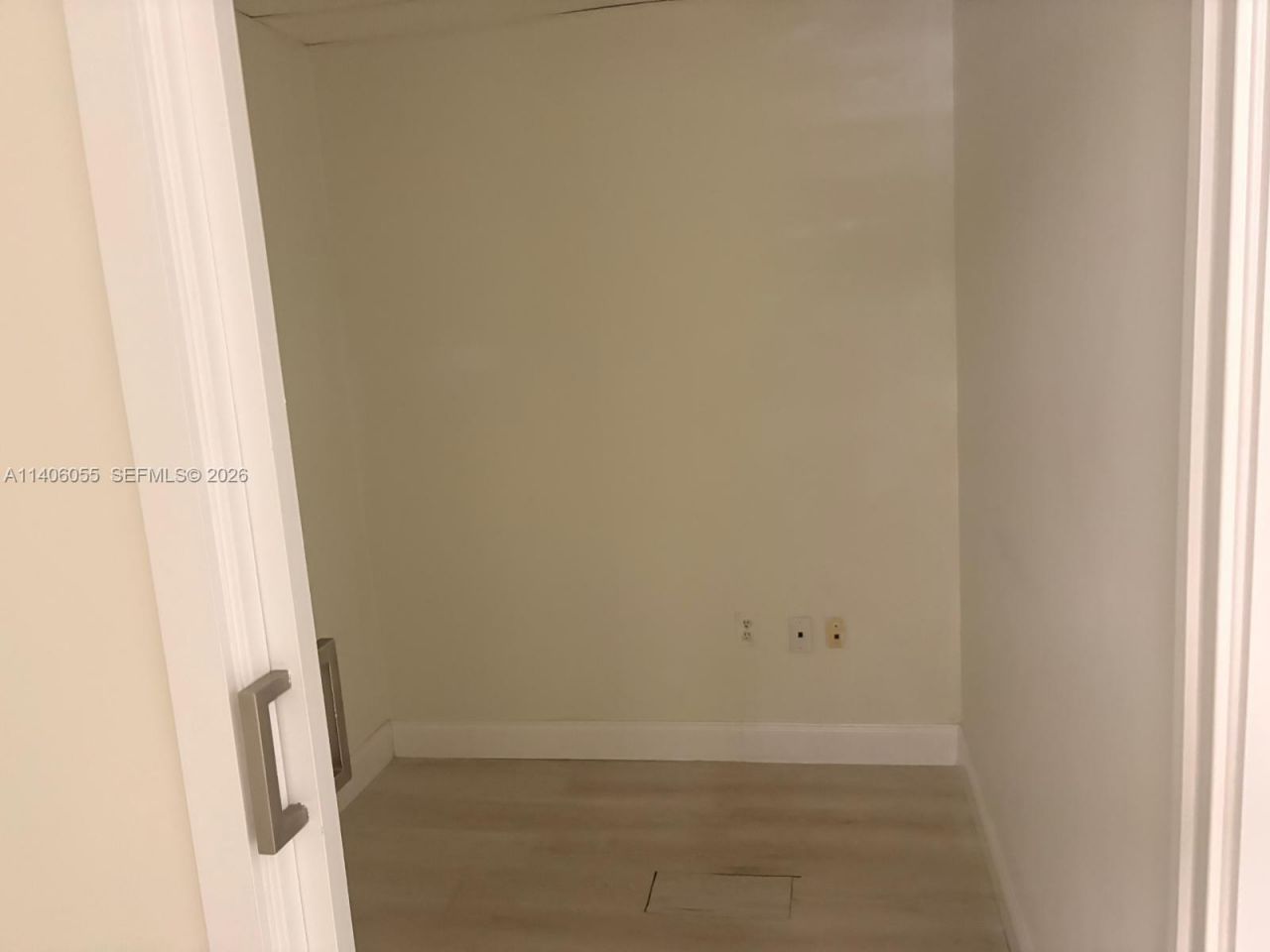 5881 NW 151st St, Unit 203, Miami Lakes, FL 33014 Photo