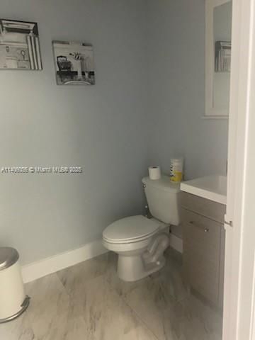 5881 NW 151st St, Unit 211, Miami Lakes, FL 33014 Photo