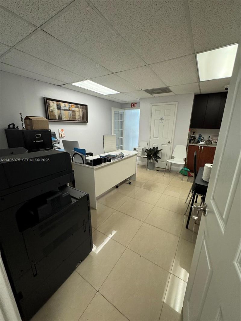 5901 NW 151st St, Unit 112, Miami Lakes, FL 33014 Photo
