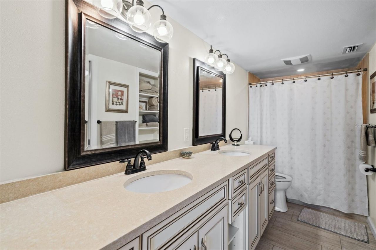 8770 Midnight Pass Road, Unit 302B, Sarasota, FL 34242 Photo