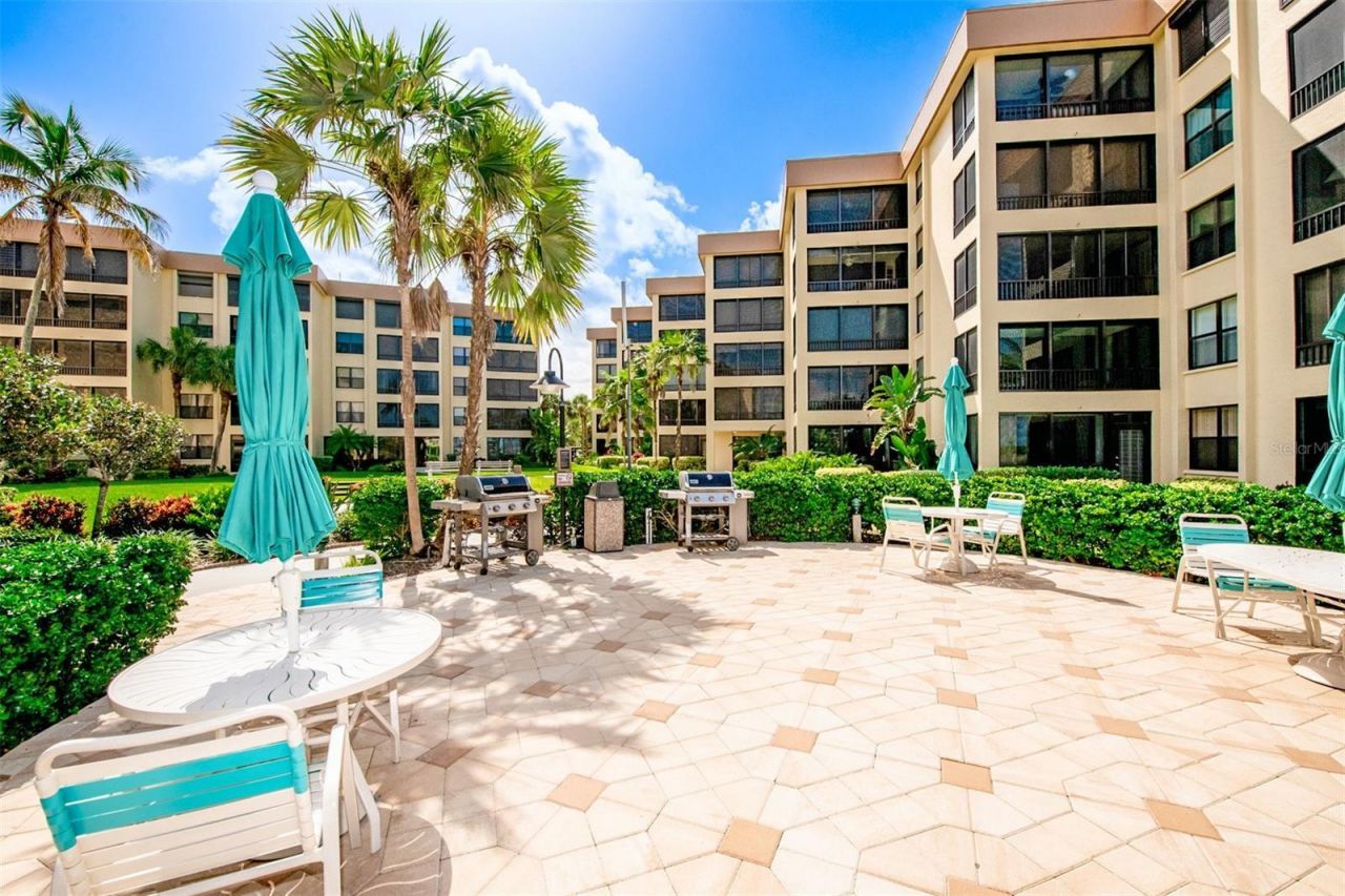 8770 Midnight Pass Road, Unit 302B, Sarasota, FL 34242 Photo