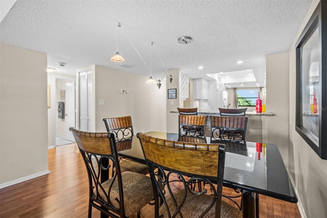 8770 Midnight Pass Road, Unit 402B, Sarasota, FL 34242 Photo