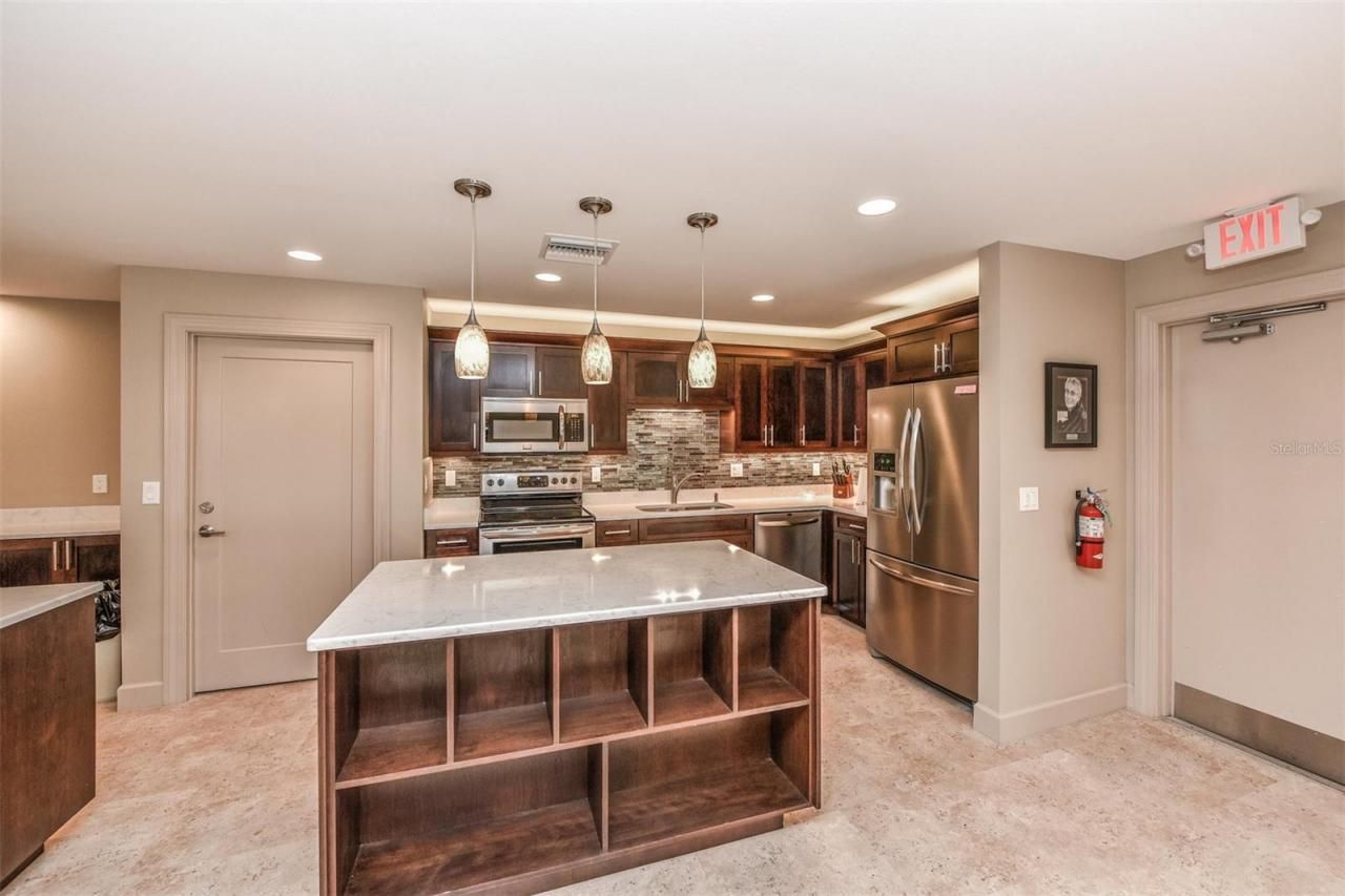 8770 Midnight Pass Road, Unit 402B, Sarasota, FL 34242 Photo