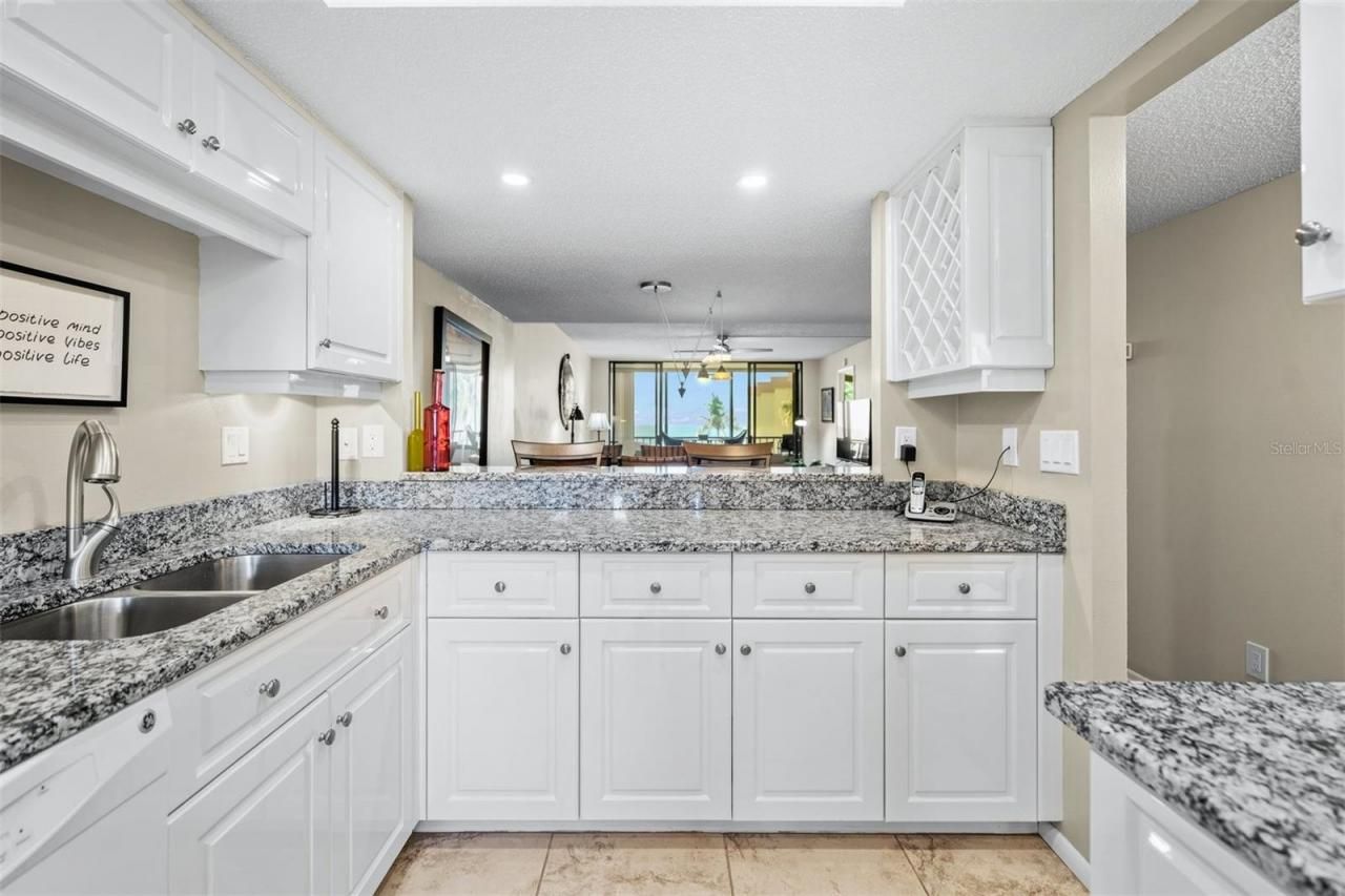 8770 Midnight Pass Road, Unit 402B, Sarasota, FL 34242 Photo