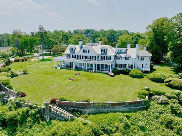 4 Broadmere Way, Marblehead, MA 01945