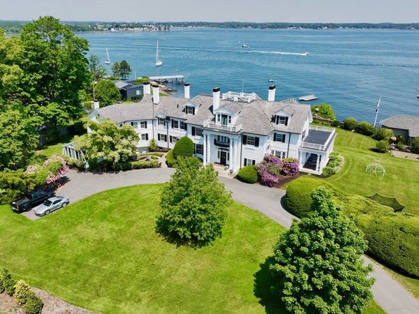 4 Broadmere Way, Marblehead, MA 01945