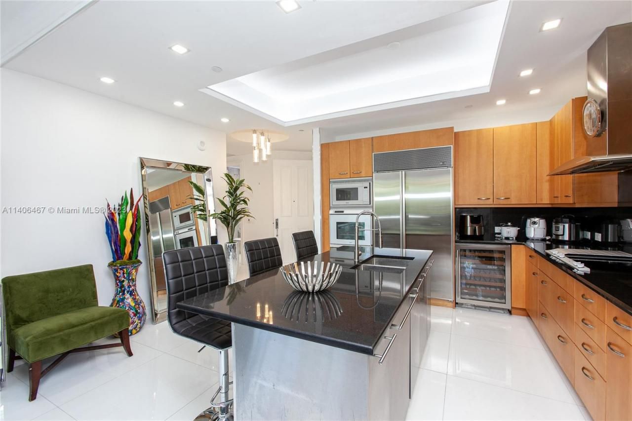 6000 Island Blvd, Unit 104, Aventura, FL 33160 Photo