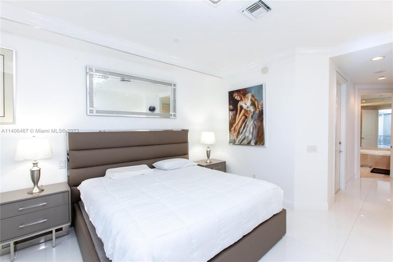 6000 Island Blvd, Unit 104, Aventura, FL 33160 Photo