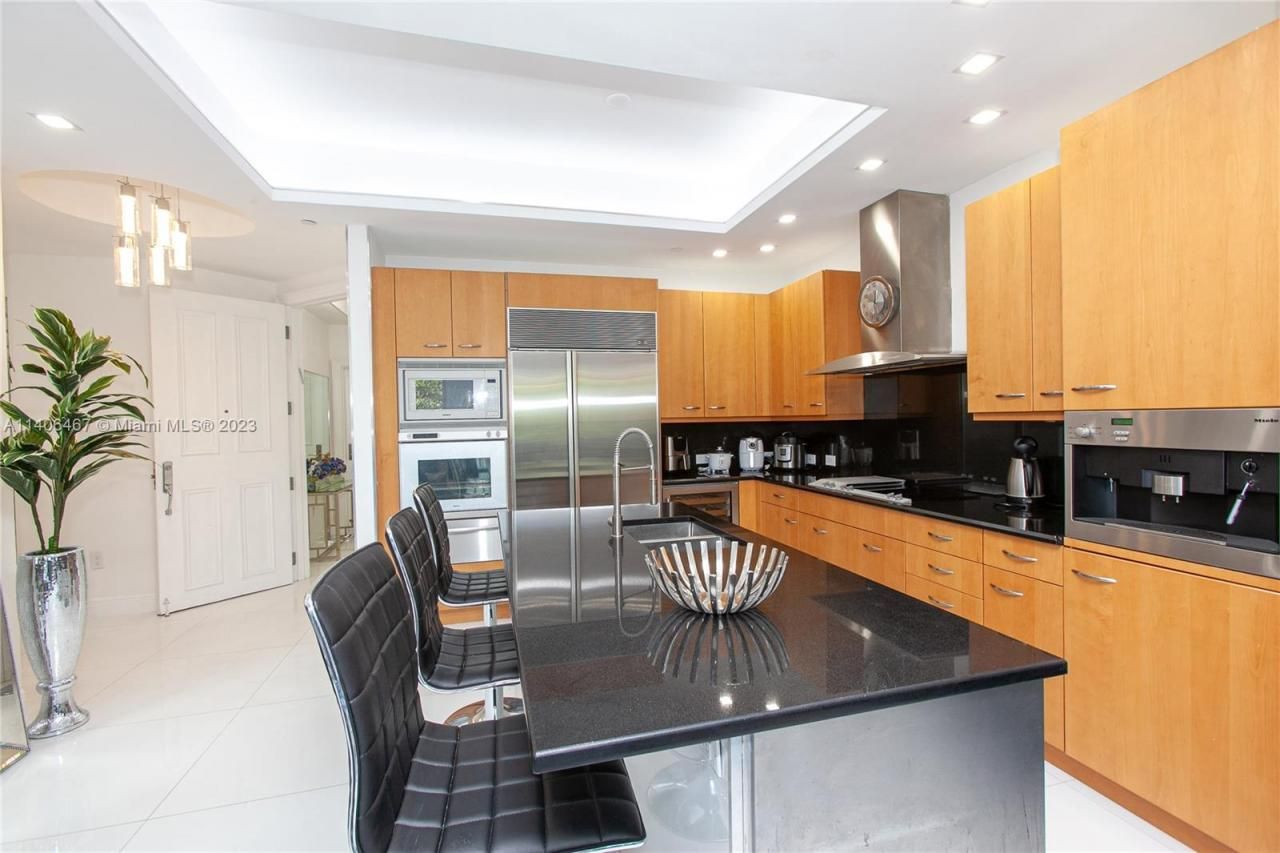 6000 Island Blvd, Unit 104, Aventura, FL 33160 Photo