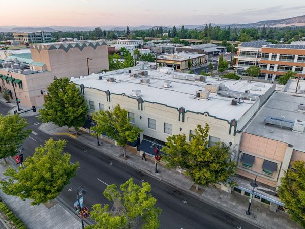 117 S Central Avenue, Medford, OR 97501