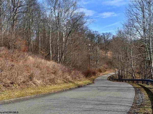 49 Skyview Drive, Mount Clare, WV 26408