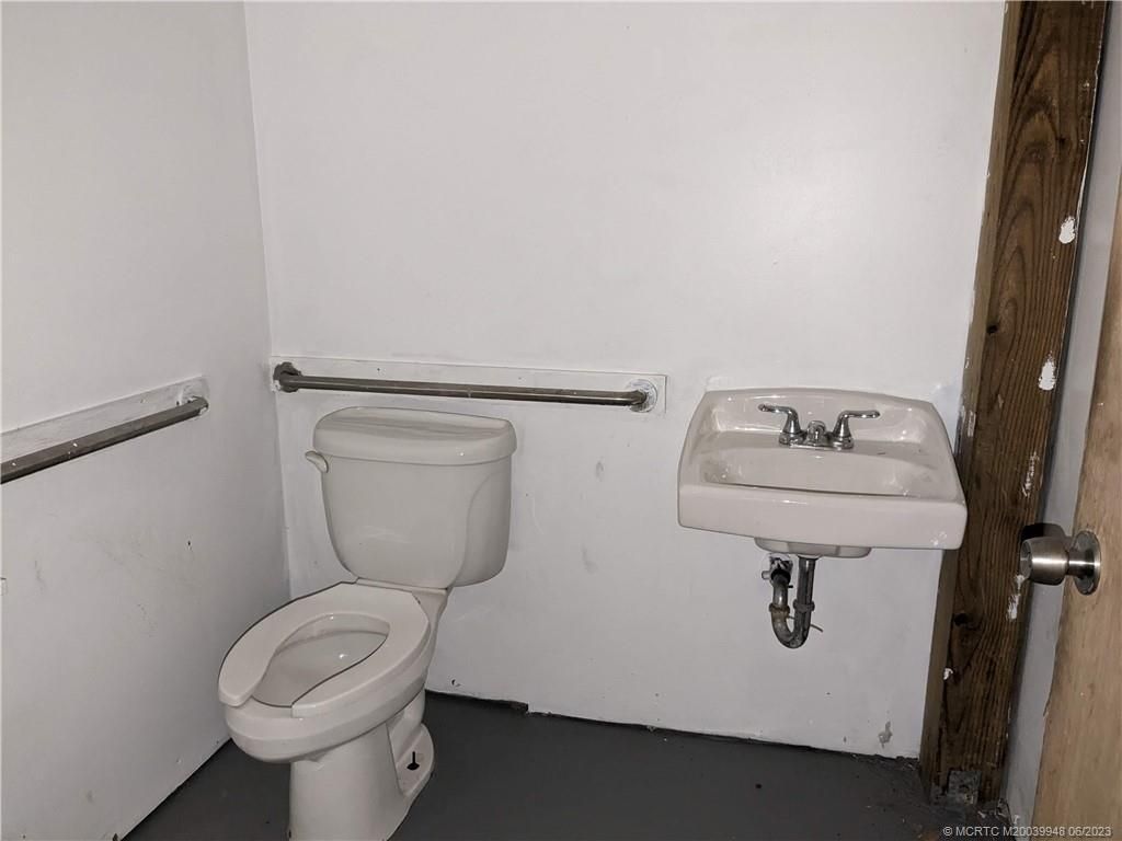 845 NE Pop Tilton Place, Unit 11 13 12, Jensen Beach, FL 34957 Photo