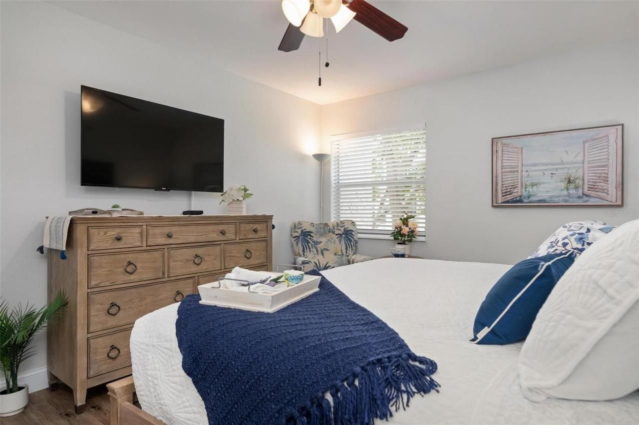 3201 Beneva Road, Unit 201, Sarasota, FL 34232 Photo