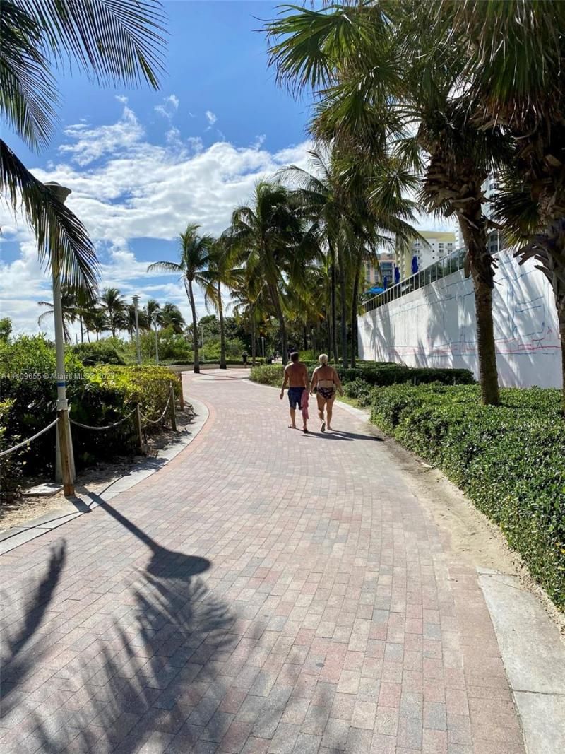 100 Lincoln Rd, Unit 939, Miami Beach, FL 33139 Photo