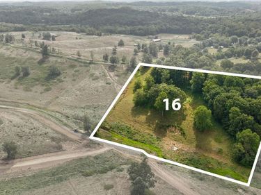 Tract 16 Pittsburg Landing Road, London, KY 40741
