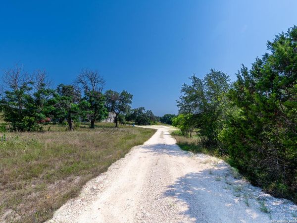 17839 State Highway 16 N, Medina, TX 78055