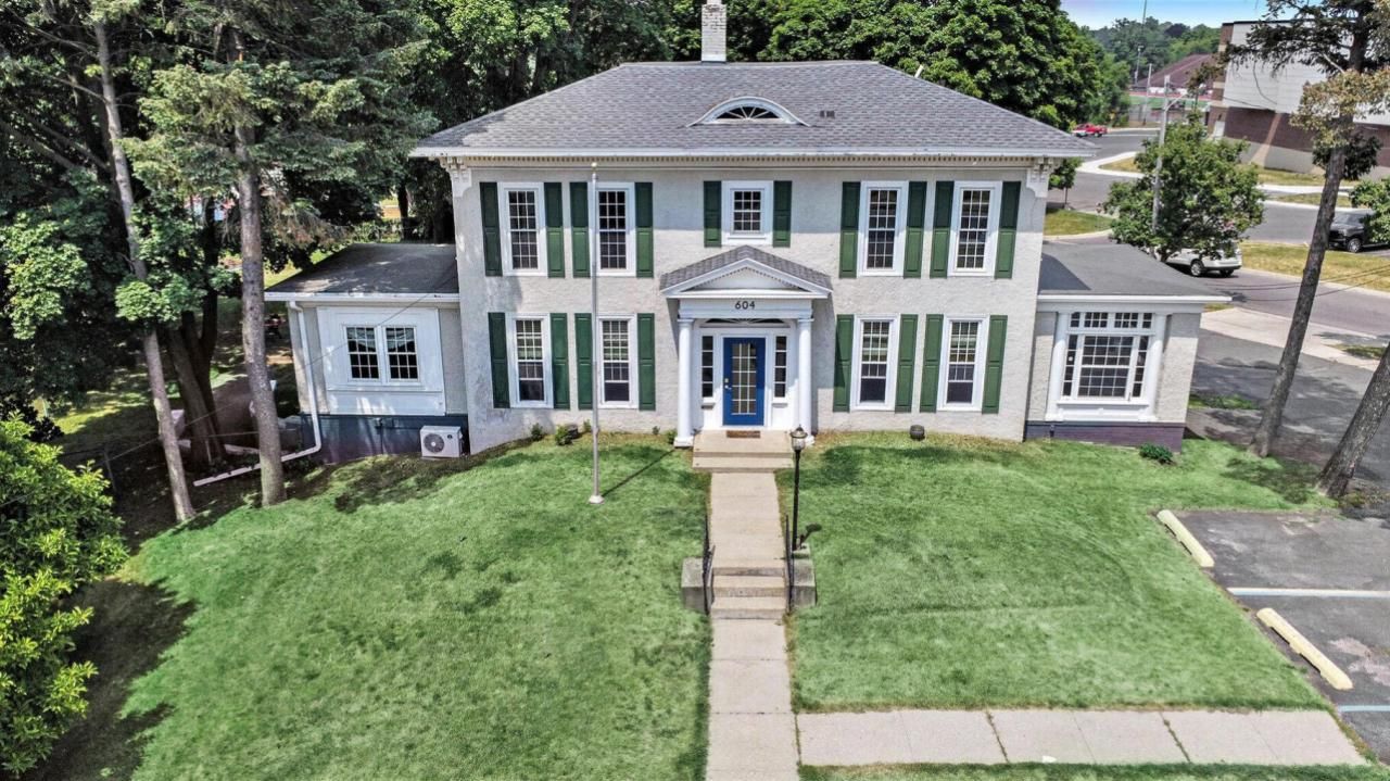 604 Wildwood Avenue, Jackson, MI 49201 Main Photo