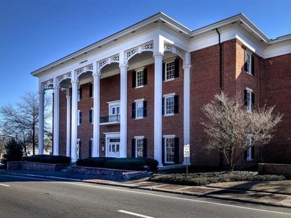 710 Main St, Columbus, MS 39701